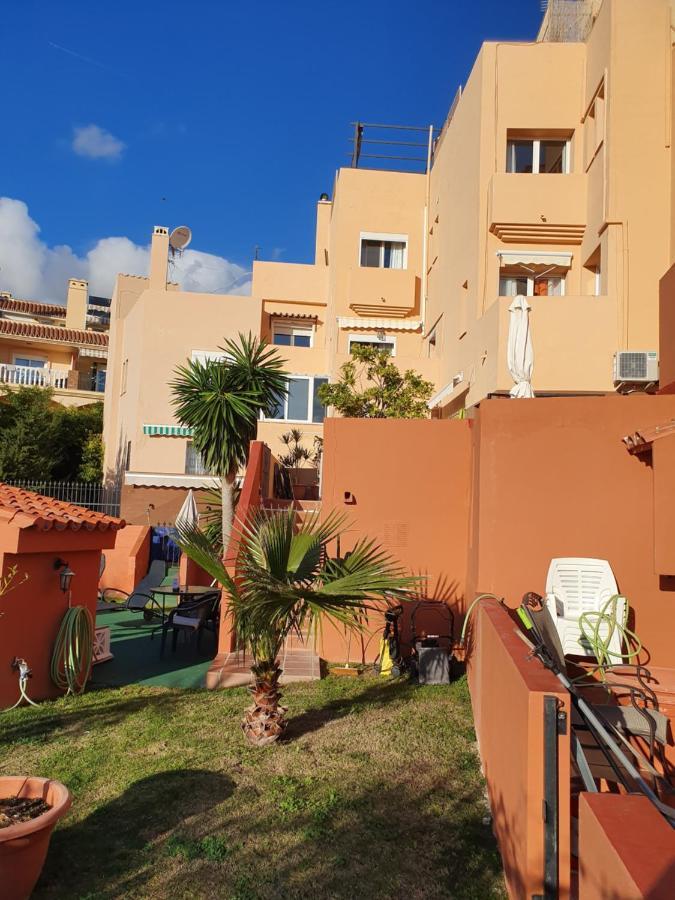 Cozy Rooms In Terraced House Fuengirola Exterior foto