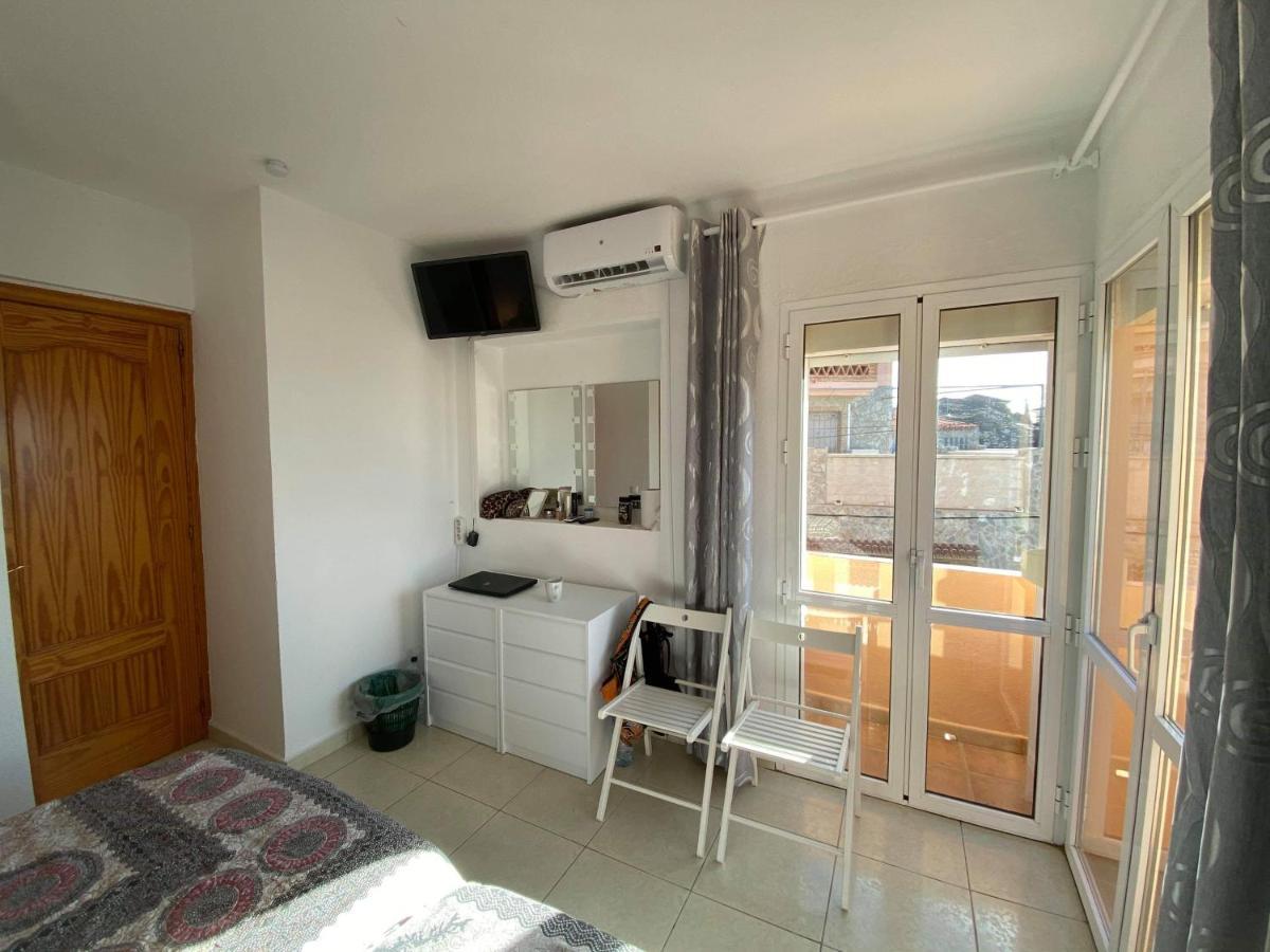 Cozy Rooms In Terraced House Fuengirola Exterior foto