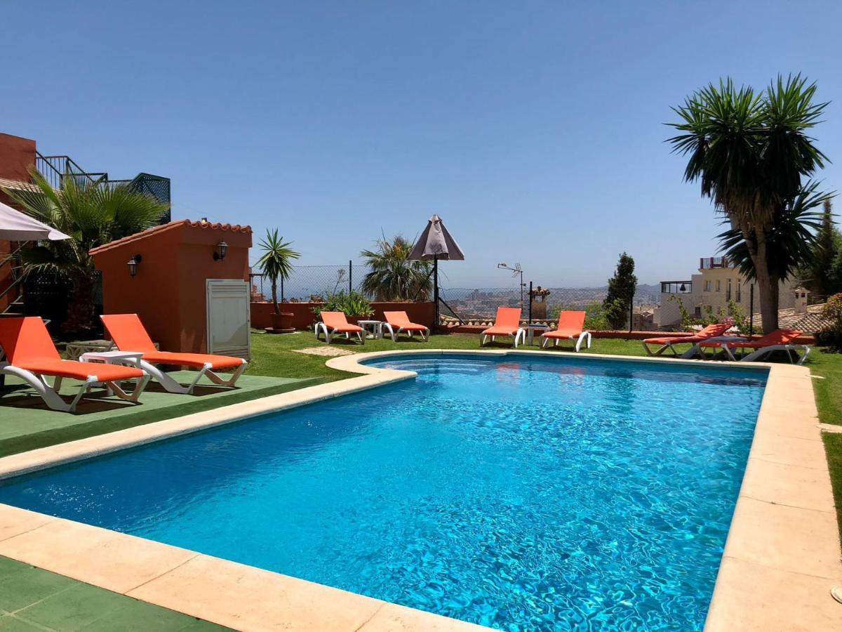 Cozy Rooms In Terraced House Fuengirola Exterior foto